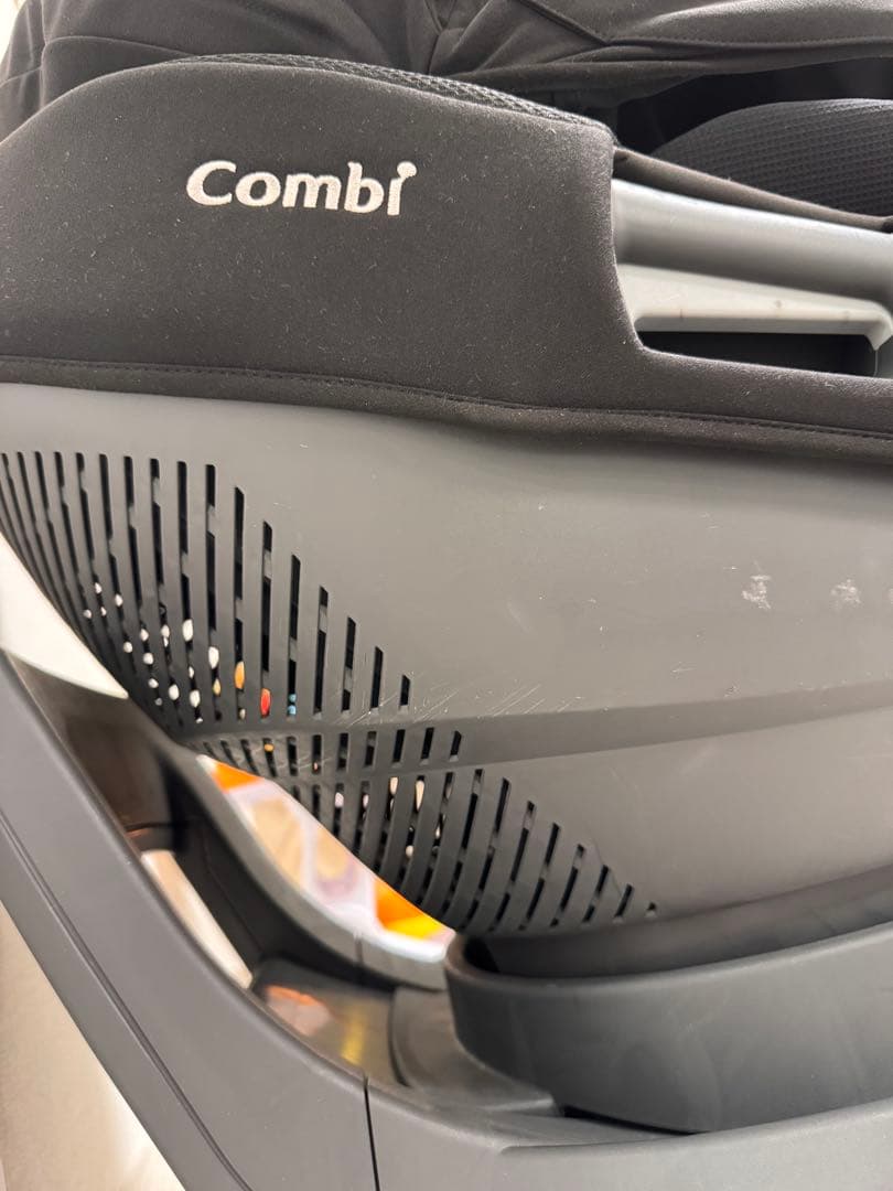 コンビ THE S plus ISOFIX EG ZB-750