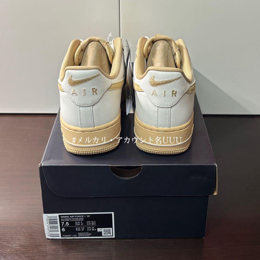 【新品24.5cm】NIKE W エアフォース１'07 セイル/セサミ
