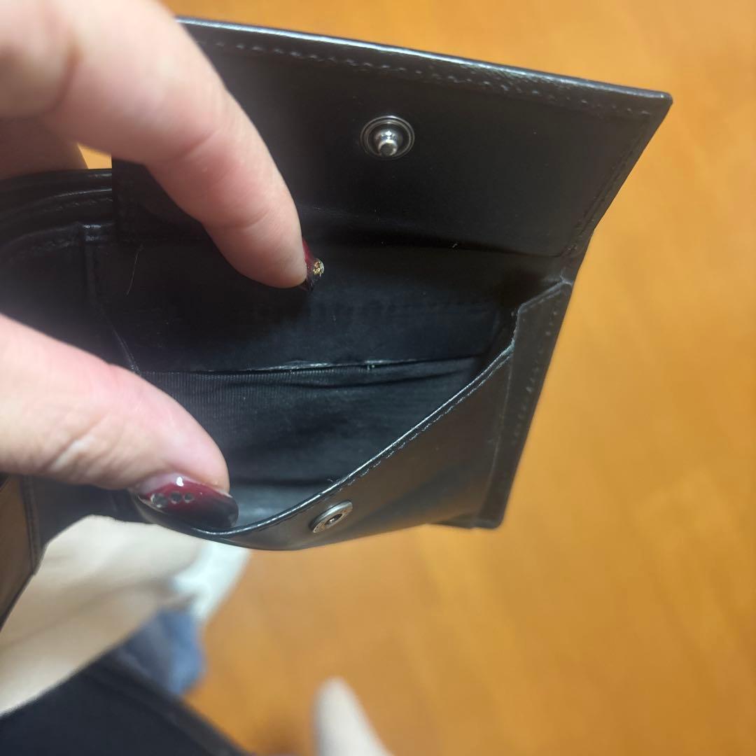 GUCCI 赤い蛇デザイン 二つ折り財布