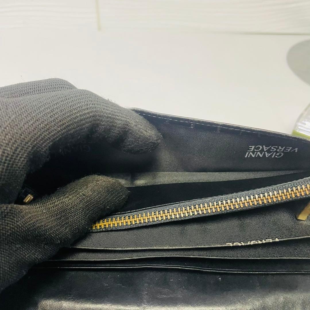 VERSACE ヴェルサーチ　クロコレザー 折り長財布　鰐　太陽ロゴ