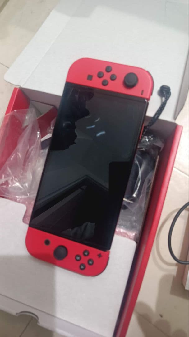 Nintendo Switch 赤 全てある