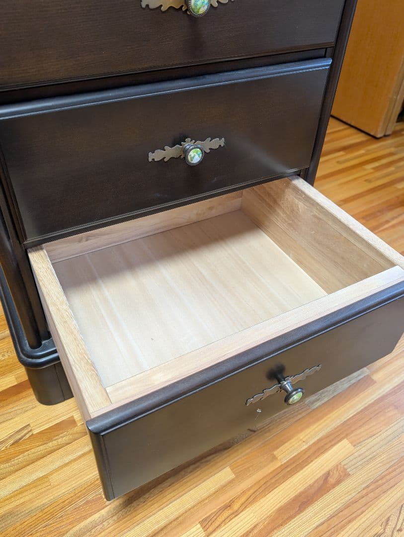 カリモク タンス