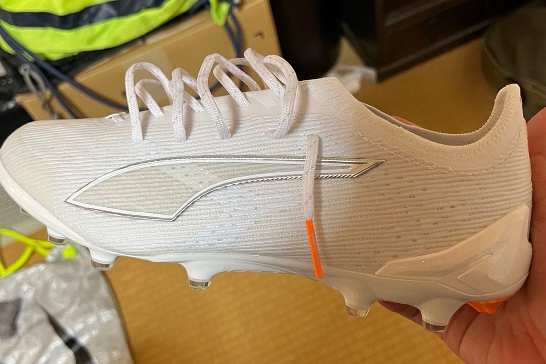 プーマウルトラ6 Ag