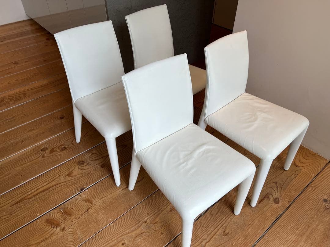 B&B Italia Vol au Vent 革張りダイニングチェア 4脚セット