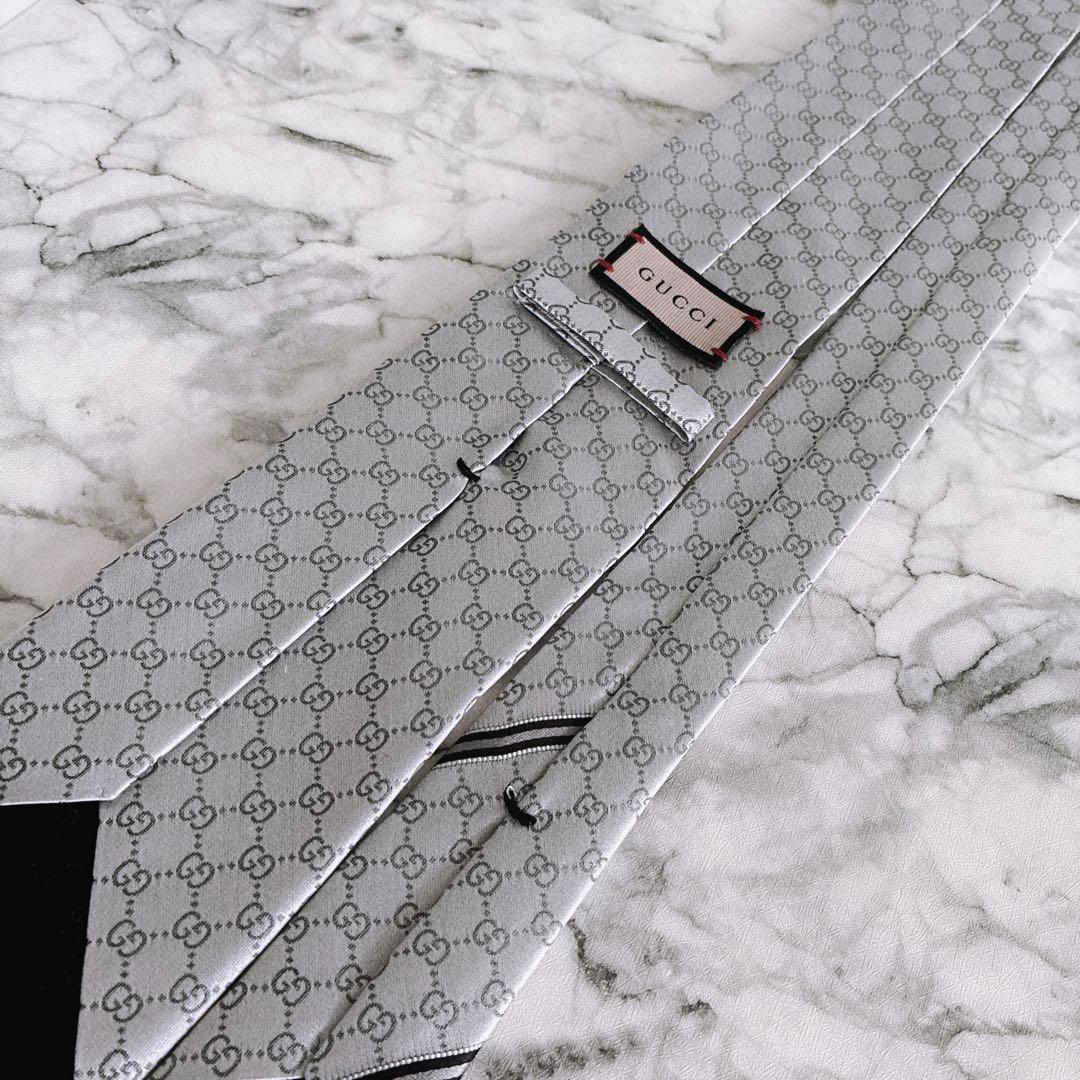 ✨極美品✨GUCCI 現行　GG柄 シェリーライン　人気色シルバー　ネクタイ