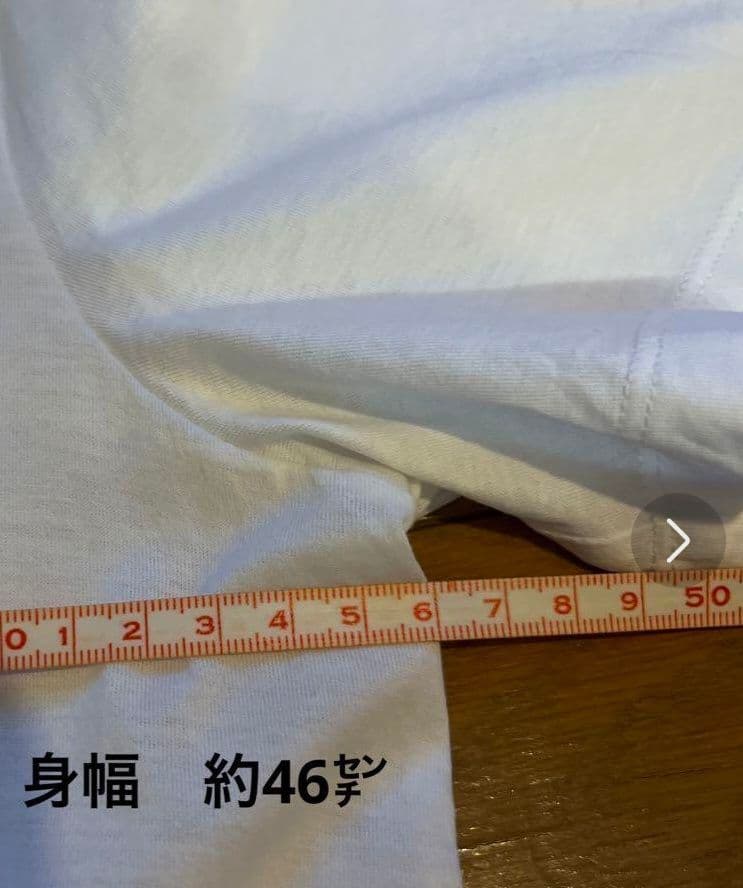 【美品】　PRADA エンブレム Tシャツ