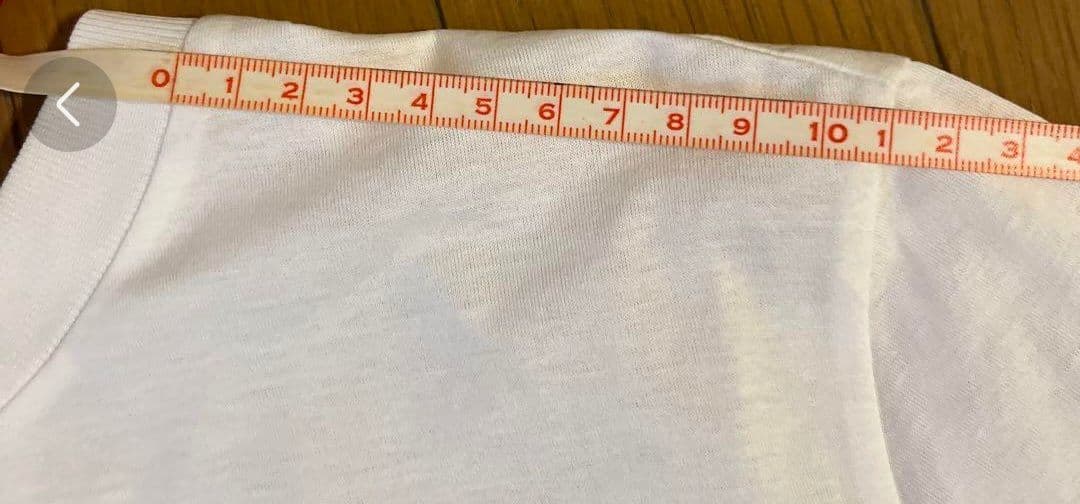 【美品】　PRADA エンブレム Tシャツ