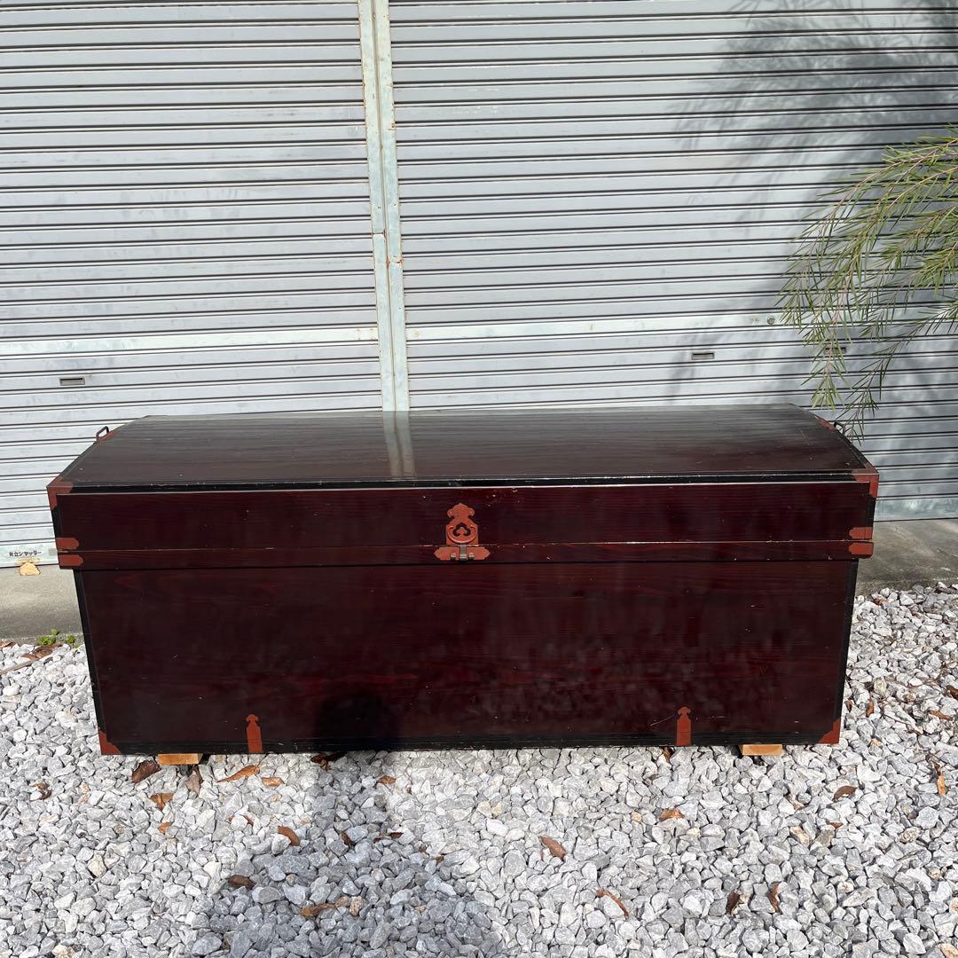 当時物 特大 朱色 長持箪笥 木製の箪笥