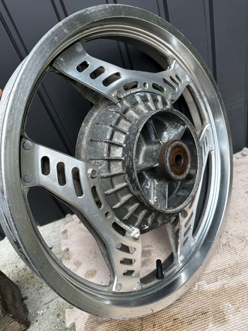 CBX400F ホイール