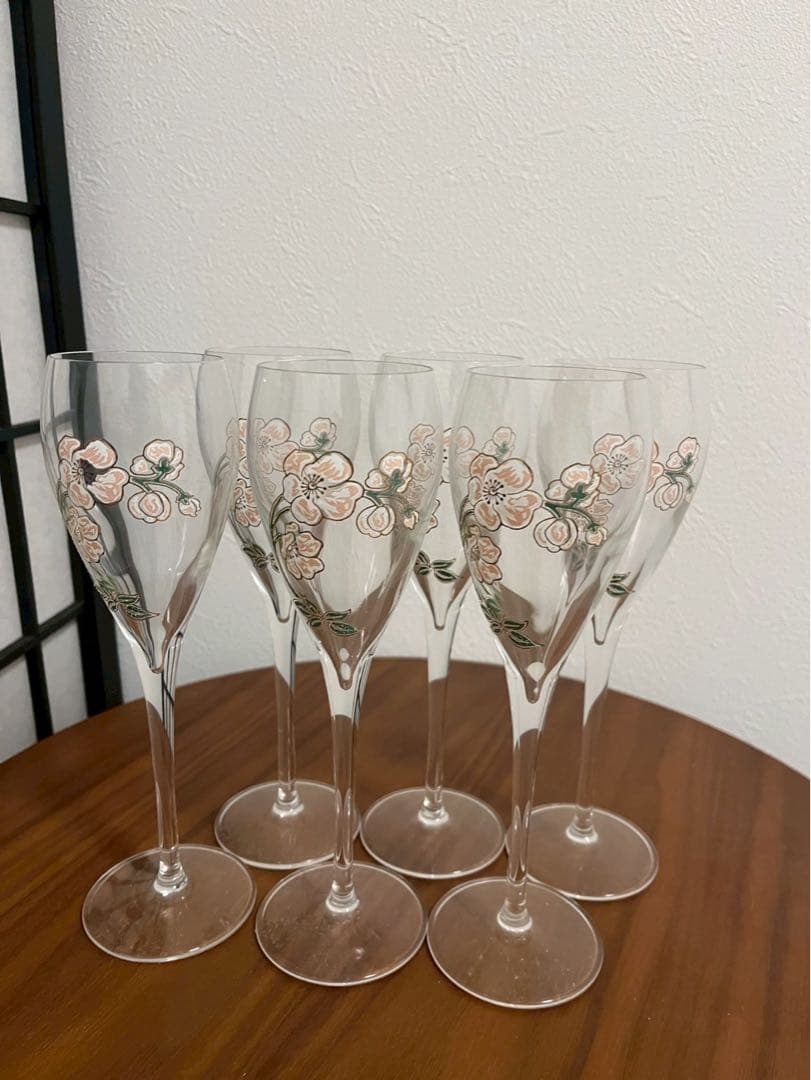 Perrier Jouet ベルエポック　 シャンパングラス　6脚　箱に汚れあり