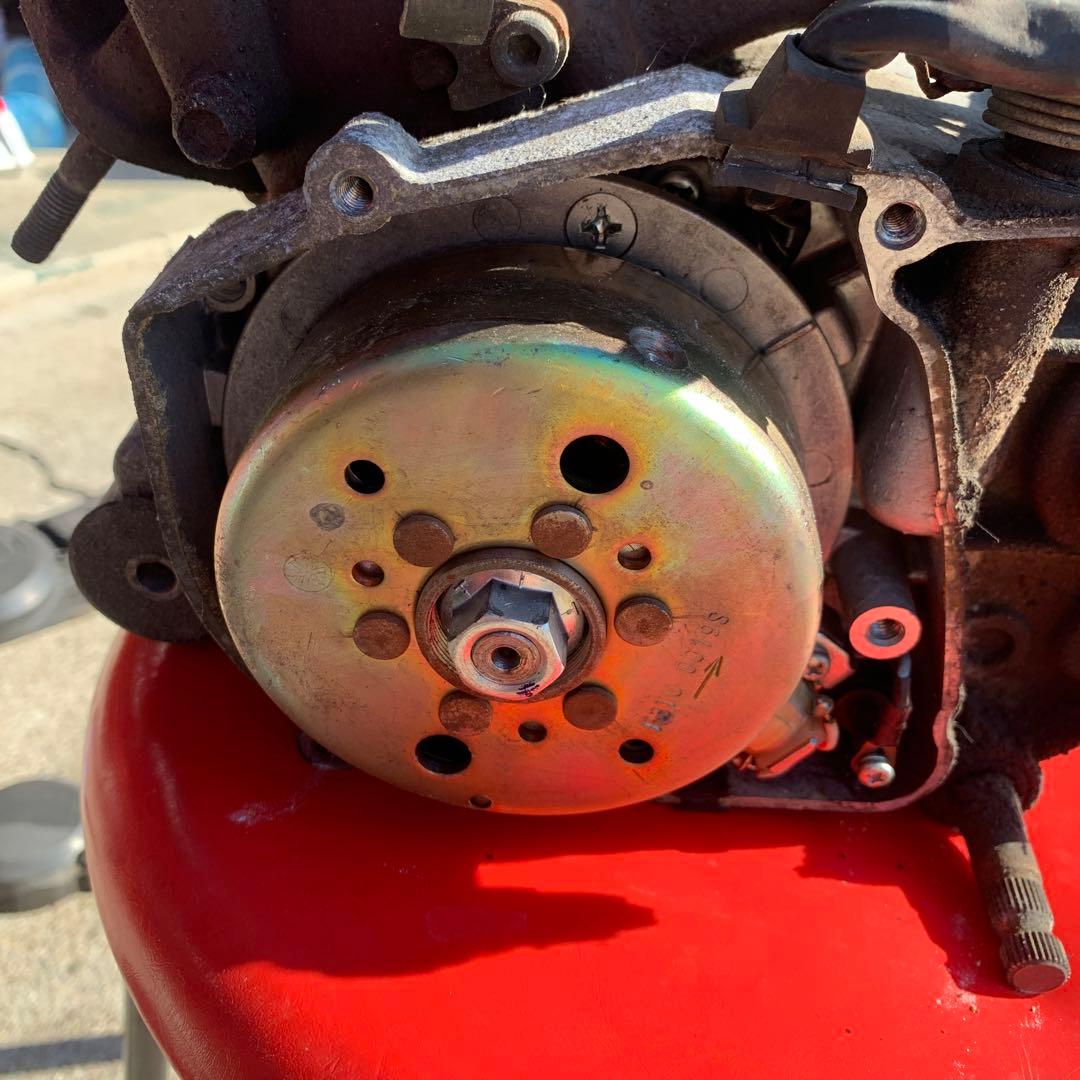 TZ50 エンジン　圧縮あり　マニホールド　オイルポンプ　ジェネレーター　セット