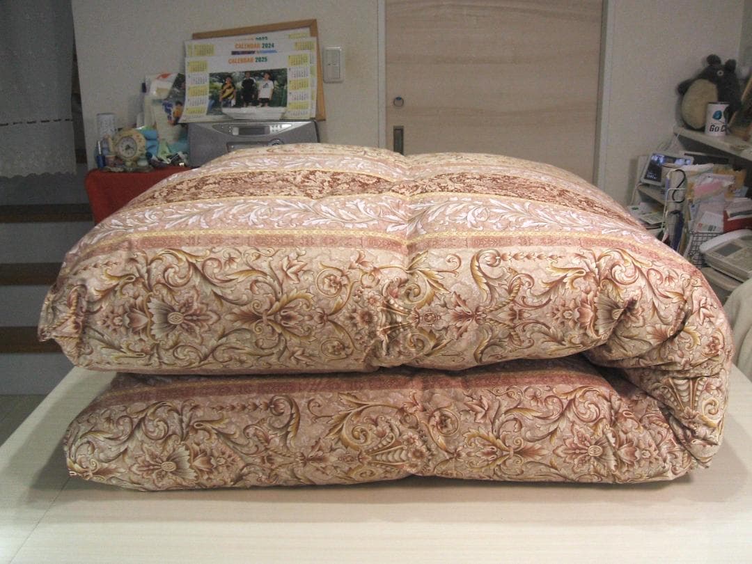 2点ペア特別価格！新品＊ロイヤル＊フランス９３％＊増量１，３キロ＊羽毛布団Ｓ