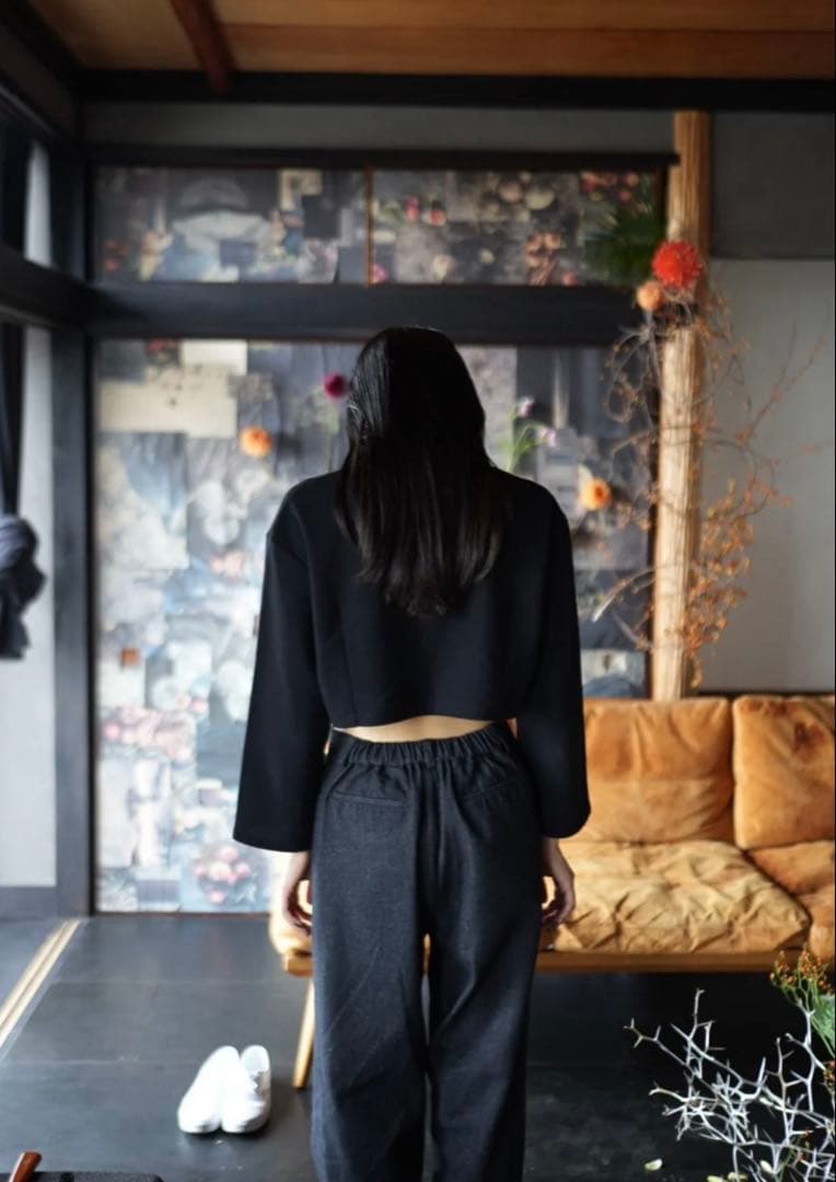 TOO BACKY ブラックパンツ