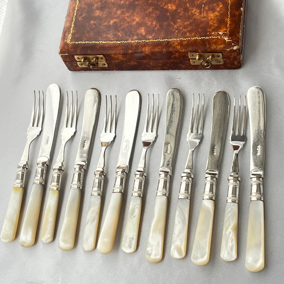 【英国】【白蝶貝】デザート / フルーツセット 12本 マザーオブパール ケース