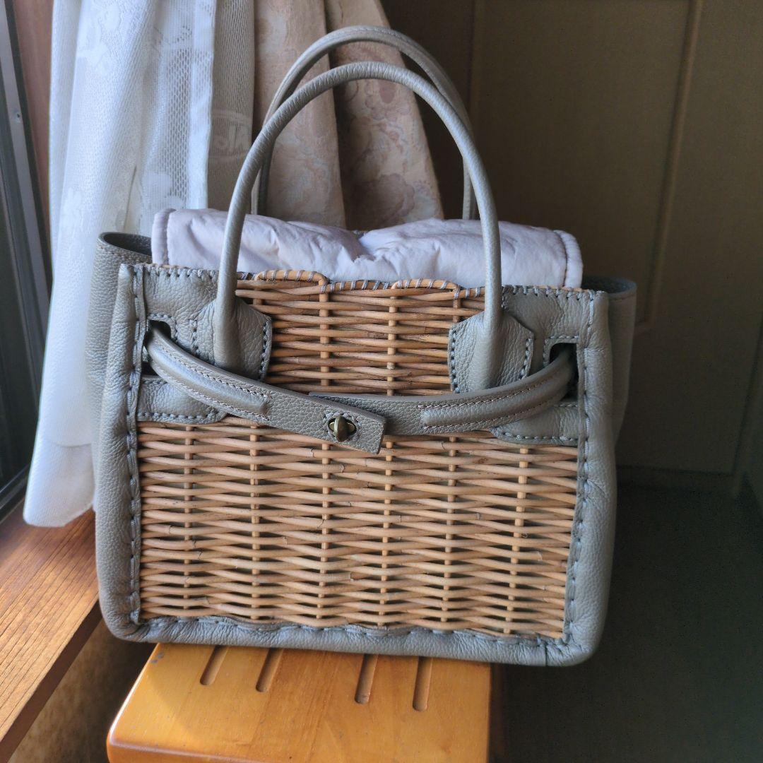 エバゴス　スタイリストバック（SAND）✨️