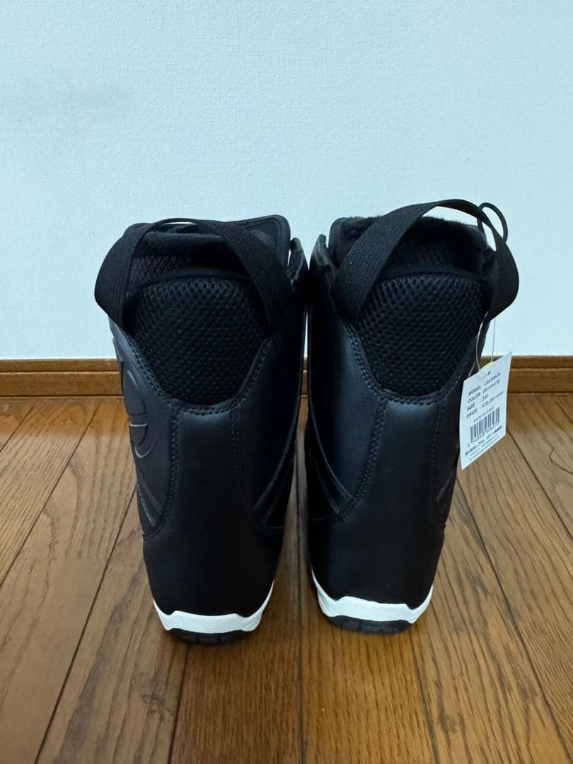 新品未使用　LASTARTS ラスターツ BOA 22.5cm-23.0cm