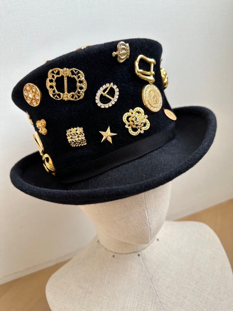 メタルパーツ ハット　黒ブラック　ウールフェルト 1点物ハンドメイドシルクハット