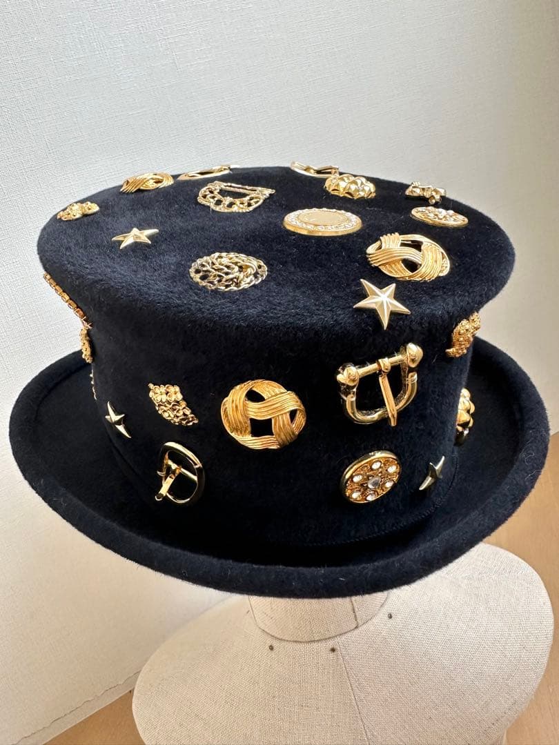 メタルパーツ ハット　黒ブラック　ウールフェルト 1点物ハンドメイドシルクハット