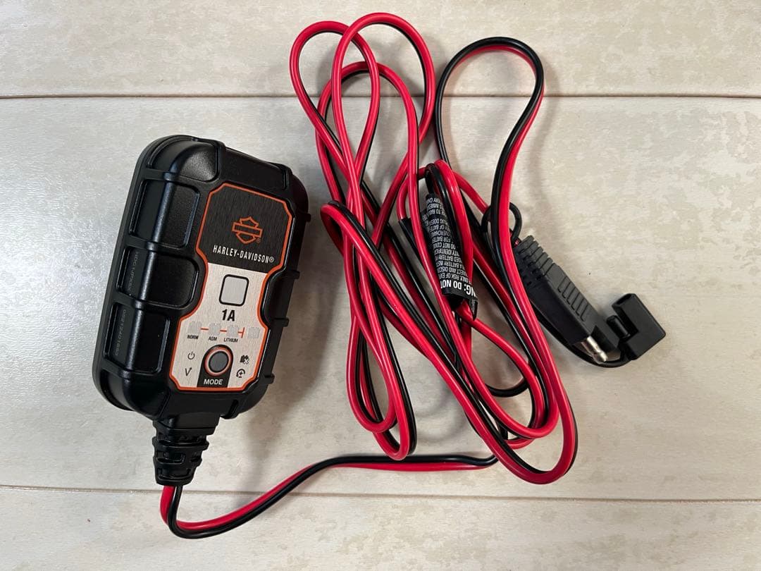 ハーレーダビッドソン　純正品　バッテリーチャージャー