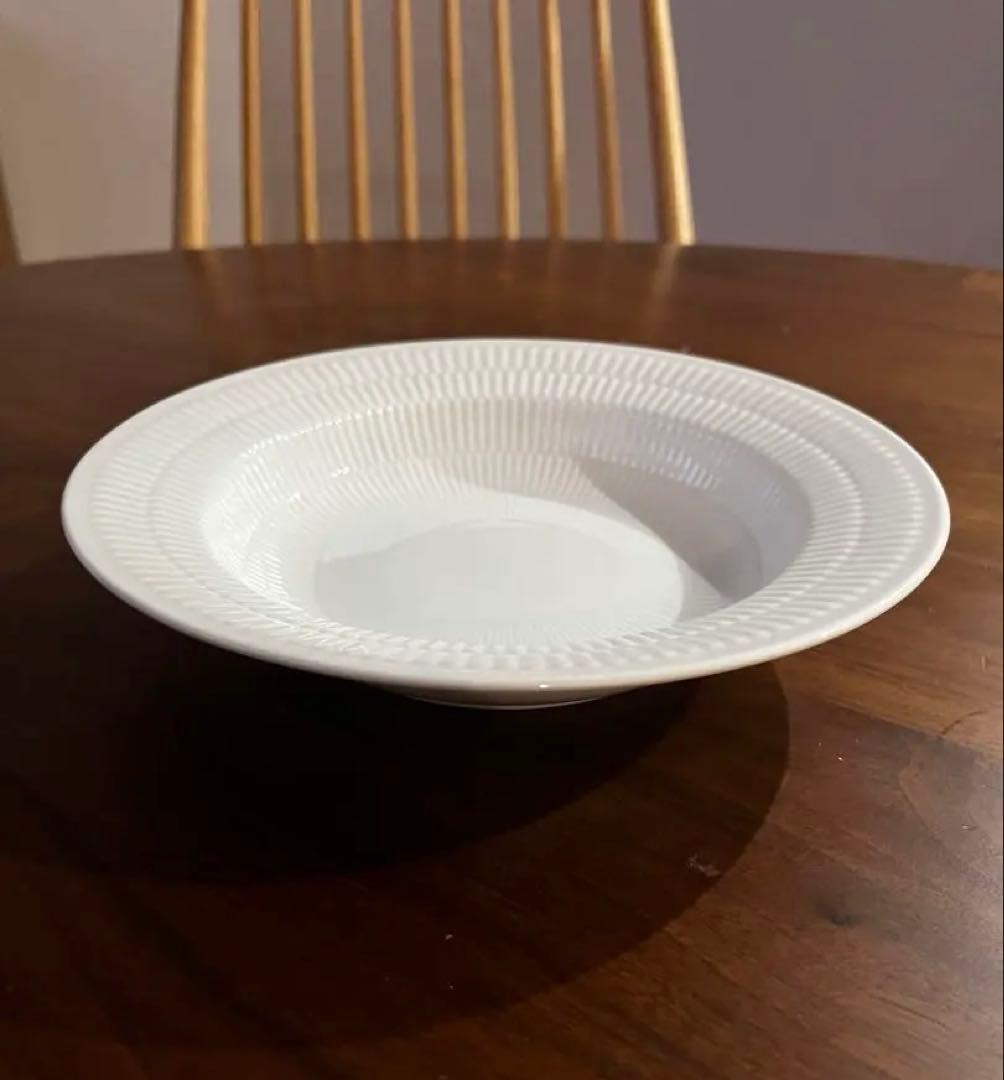 新品未使用 ロイヤルコペンハーゲン ホワイトフルーテッド深皿 21cm 3枚組