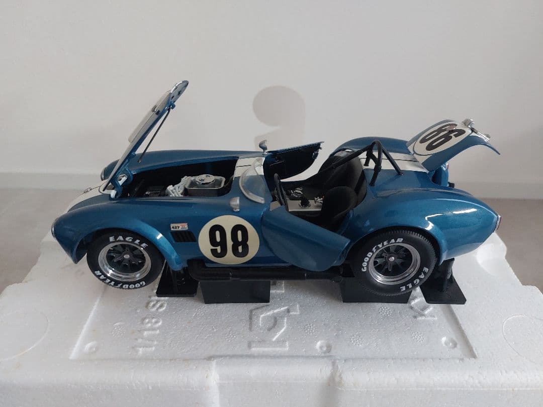 ミニカー KYOSHO SHELBY COBRA 427 S/C Racing
