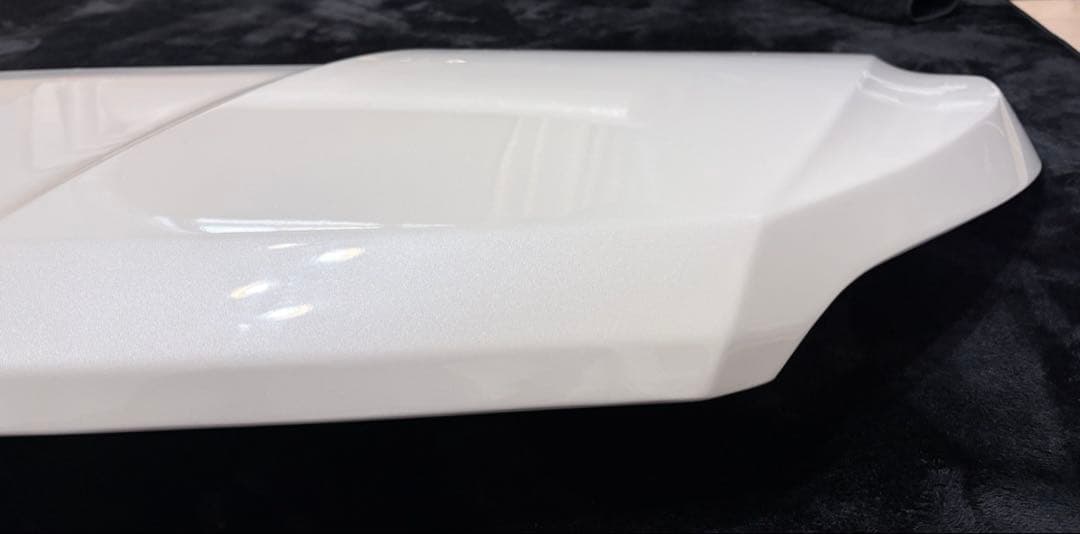 30 ヴェルファイア kuhl クールレーシング　ボンネット