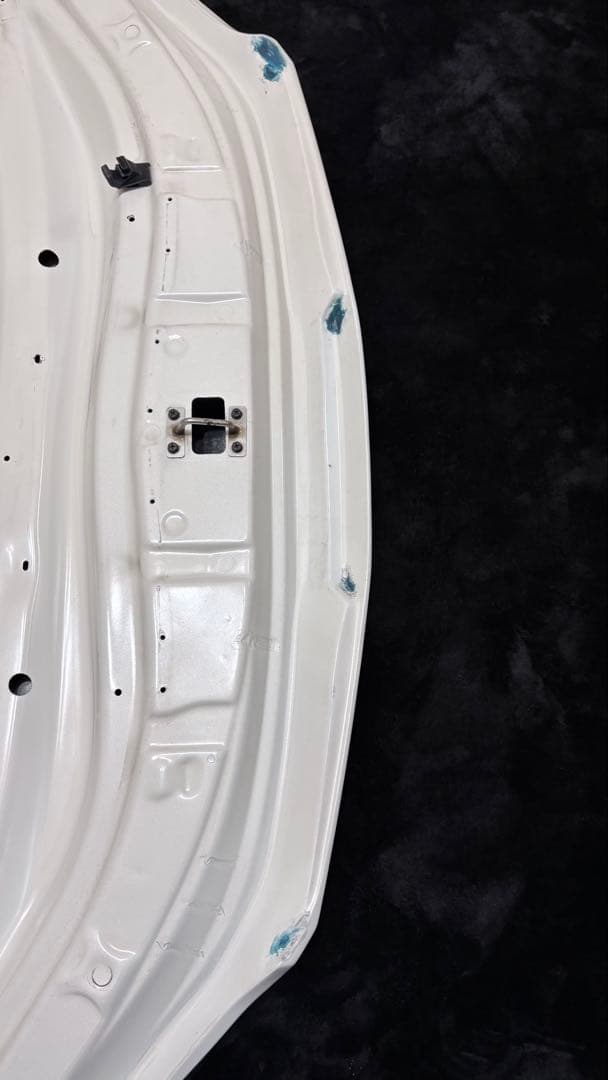 30 ヴェルファイア kuhl クールレーシング　ボンネット