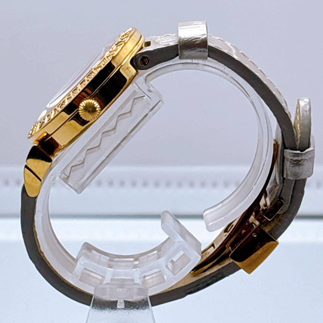 447 サルヴァトーレフェラガモ　シェル　ダイヤベゼル　ラウンド　腕時計