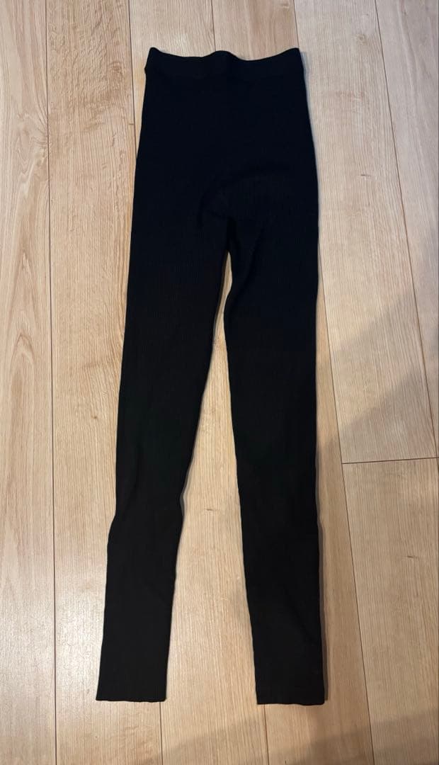 etretokyo　ヘムボタンニットレギンス