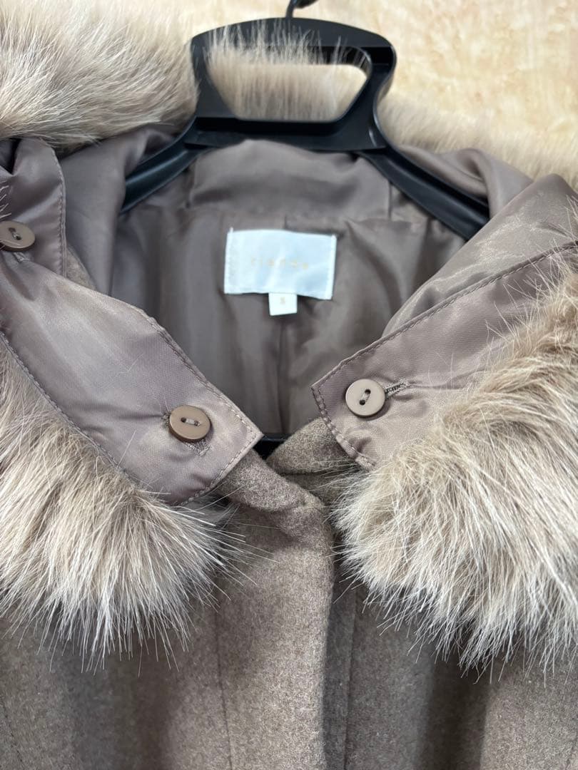 リエンダ　ウールMIXフードポンチョ