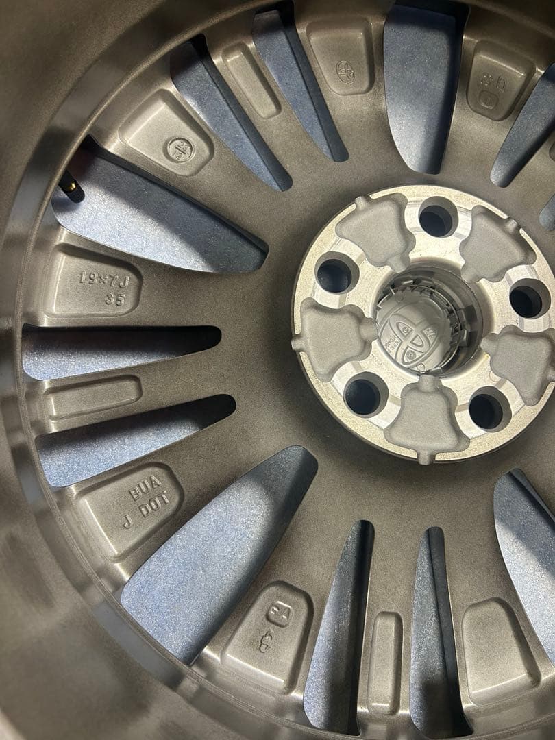 ハリアー　新車外し　純正　アルミホイール　19インチ　Z　1本　2