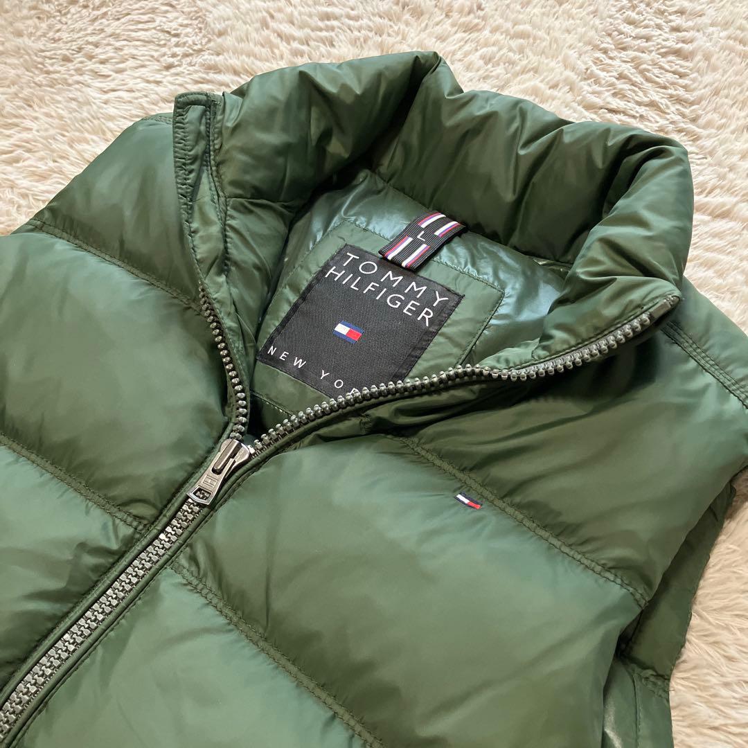 TOMY  ダウンベスト　Ｌ　新品未使用