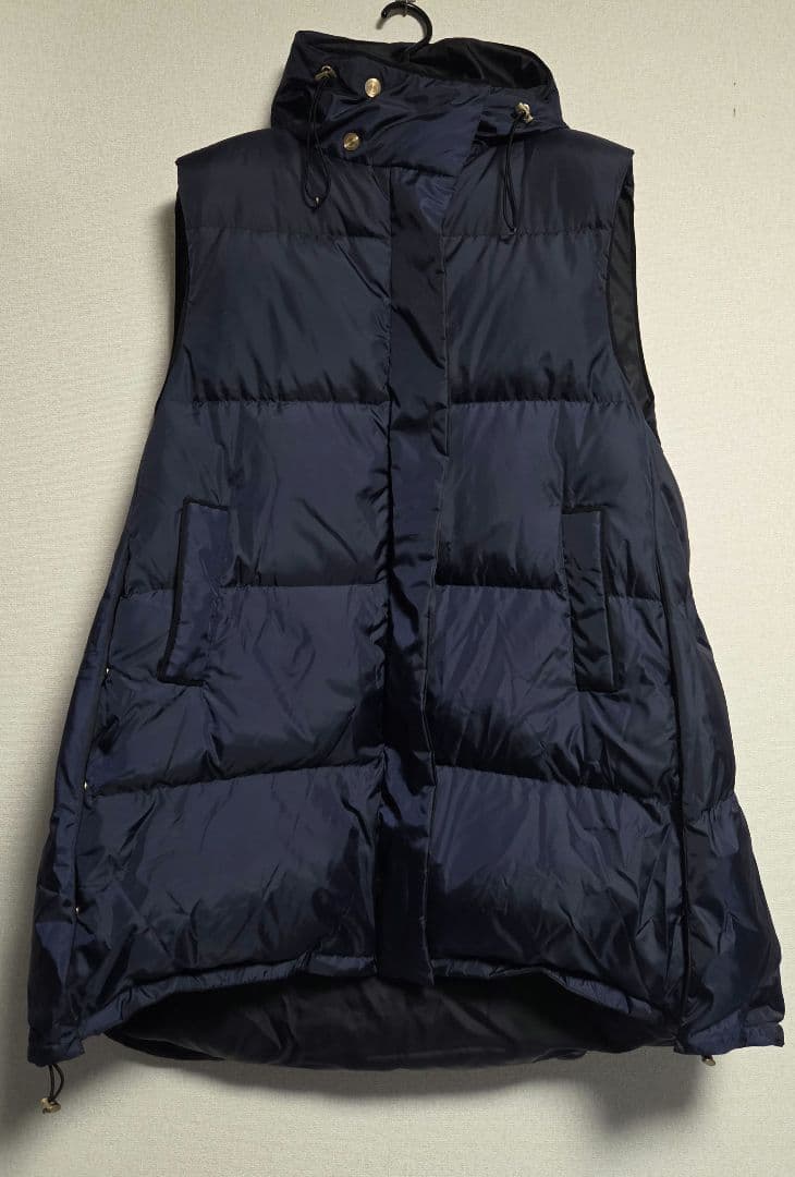 リバーシブルダウンベスト
