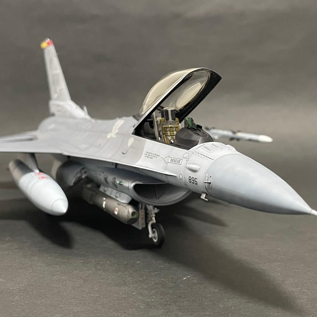 【完成品】タミヤ 1/48 F-16CJ ファイティングファルコン