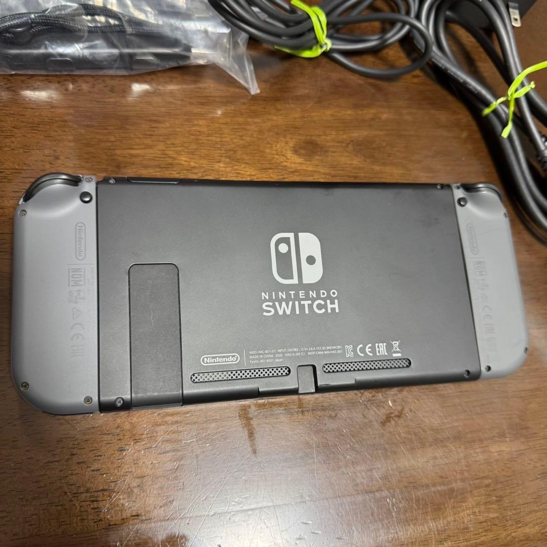 Nintendo Switch本体（ニンテンドースイッチ）モンハンライズ付き