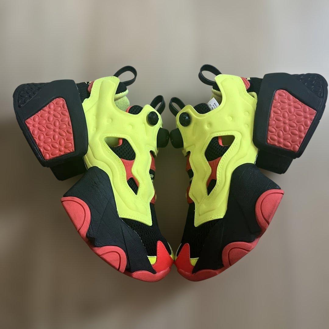 ノワールケイニノミヤ×リーボックポンプフューリー