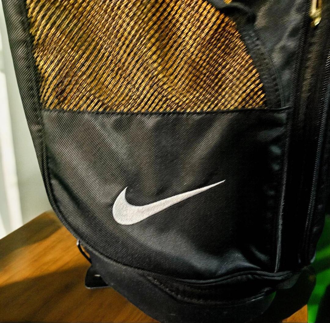 送料無料/美品　NIKE GOLF高級軽量タイプ スタンド式キャディ BKｘBR
