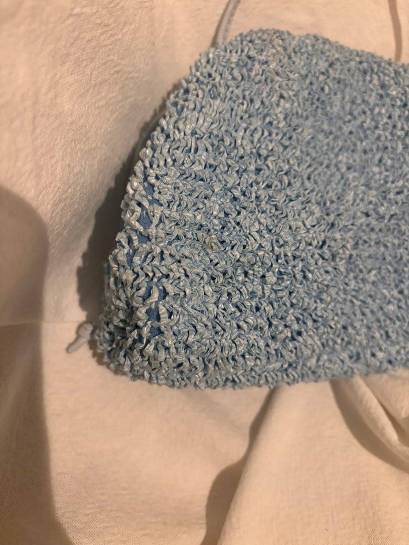 ボッデガヴェネタ　ミニザポーチ　水色