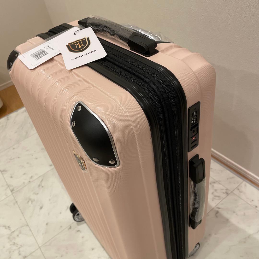 新品　未使用　ピンクキャリーケースMサイズ