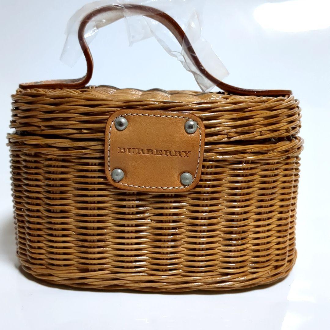✨新品未使用✨BURBERRY カゴバッグ バスケット 花 ターンロック