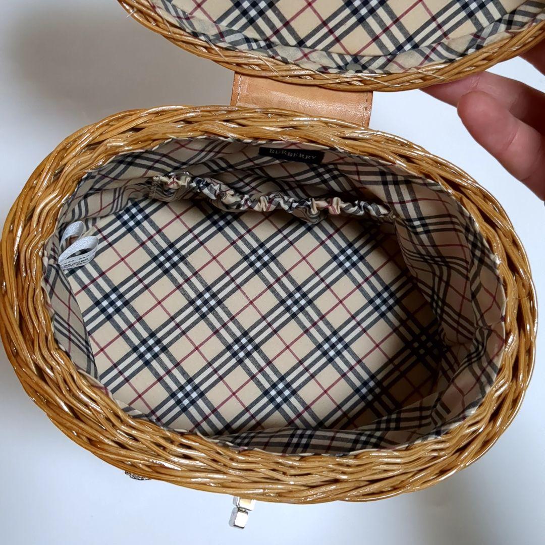 ✨新品未使用✨BURBERRY カゴバッグ バスケット 花 ターンロック