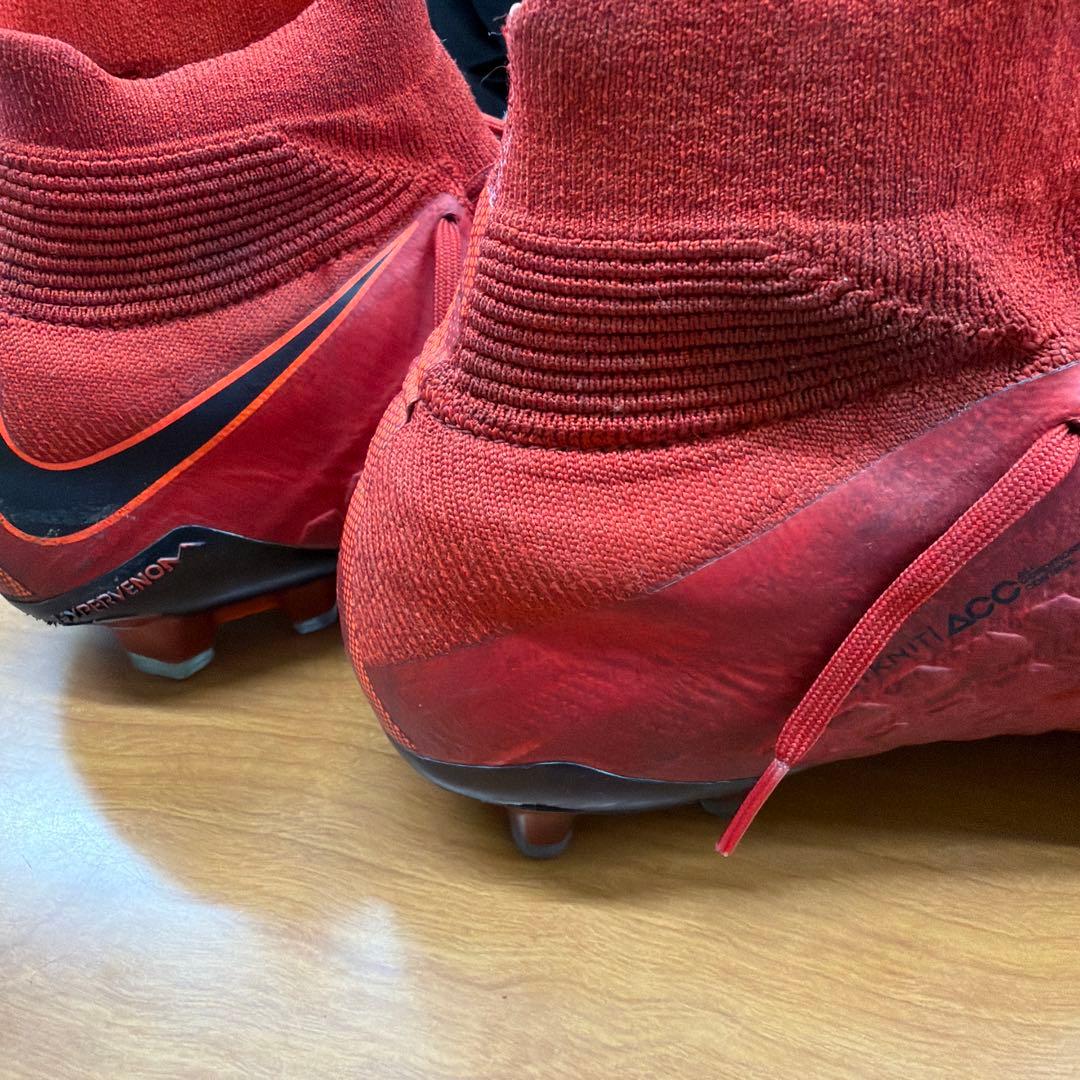 サッカースパイクナイキハイパーヴェノム