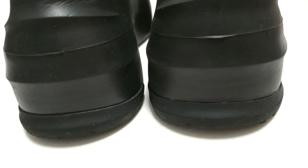 GIVENCHYジバンシーMonumental Mallowラバースニーカー40