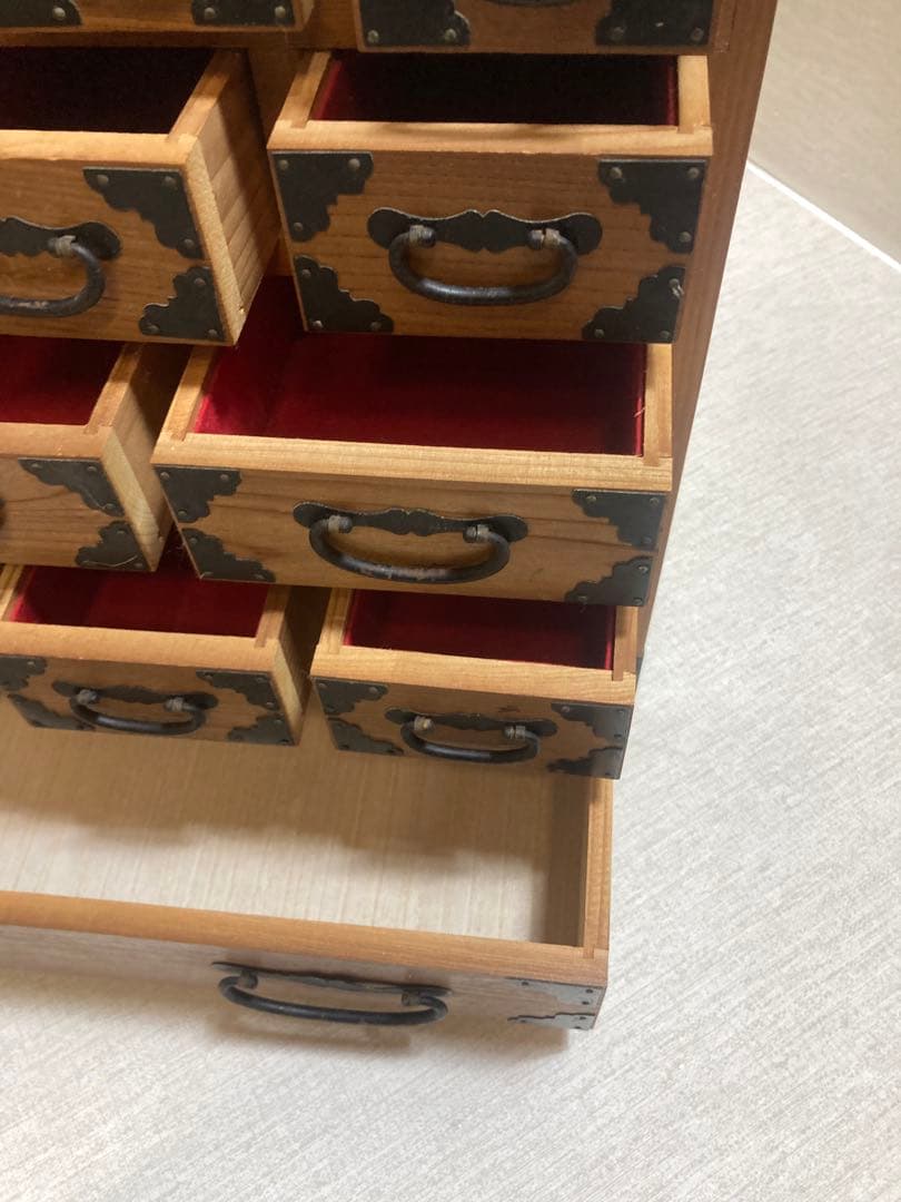 レトロ調 薬箪笥 薬箱 引き出し17杯和箪笥