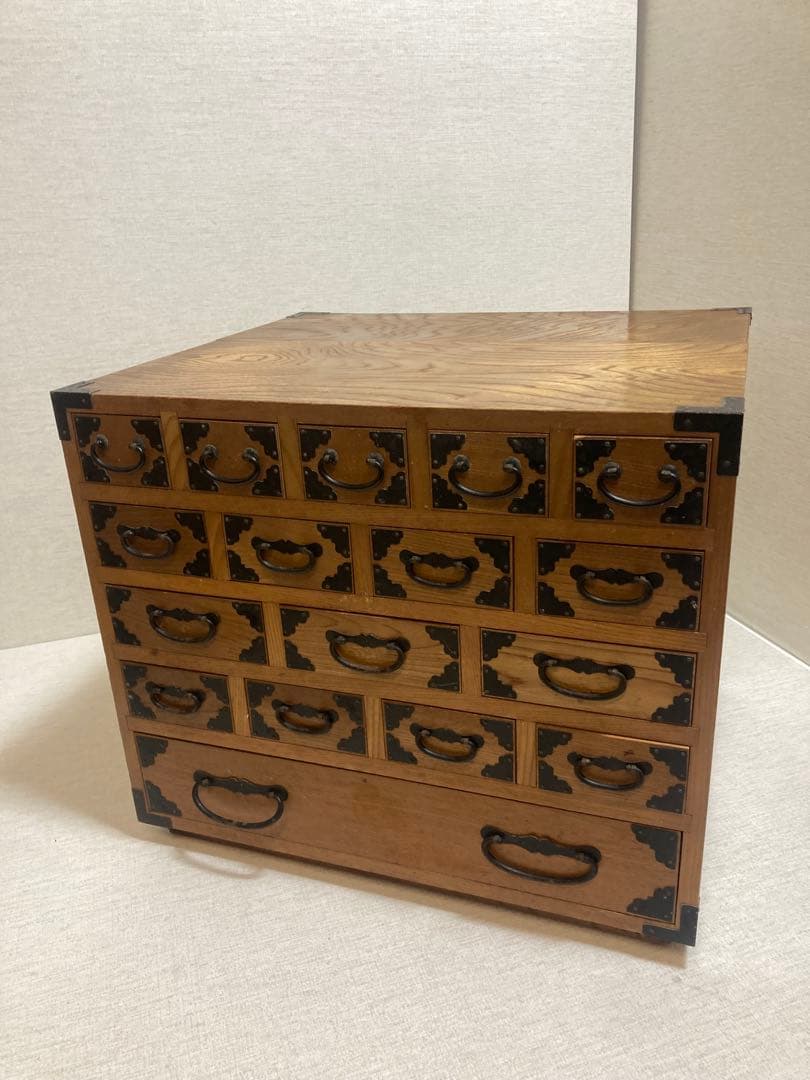 レトロ調 薬箪笥 薬箱 引き出し17杯和箪笥