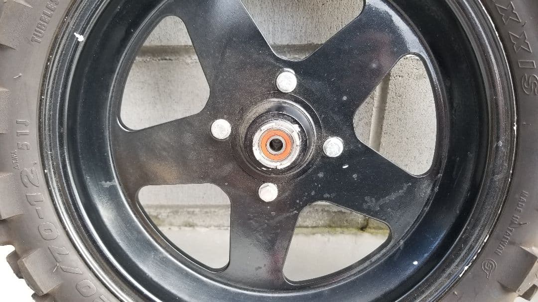 【廃盤品】デイトナ？12インチズーマーAF58用ホイール