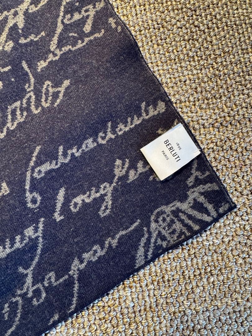 Berluti ネイビー マフラー