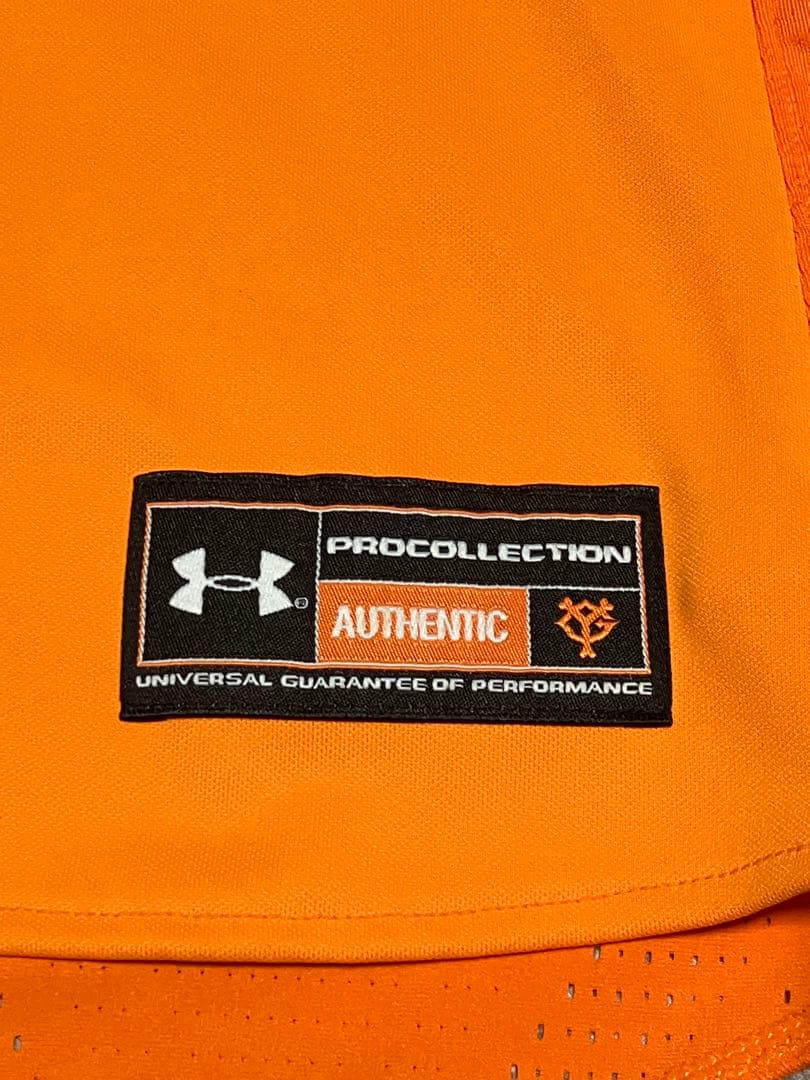 12/24まで　読売ジャイアンツ(巨人)岡本和真選手 橙魂プロコレユニフォーム