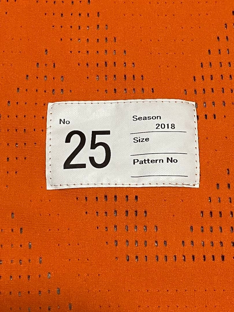 12/24まで　読売ジャイアンツ(巨人)岡本和真選手 橙魂プロコレユニフォーム