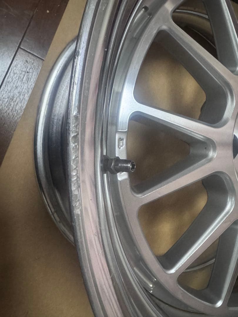 work シーカーFX 18x9.5J 5H114. 3 +20 1本のみ